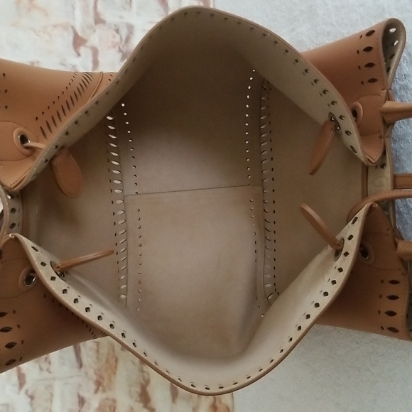 New ALAIA Angele 25 Leather Top Handle Bag - Picture 10 of 13